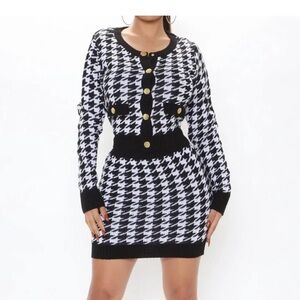 Fashion nova Houndstooth skirt set with Gold Buttons